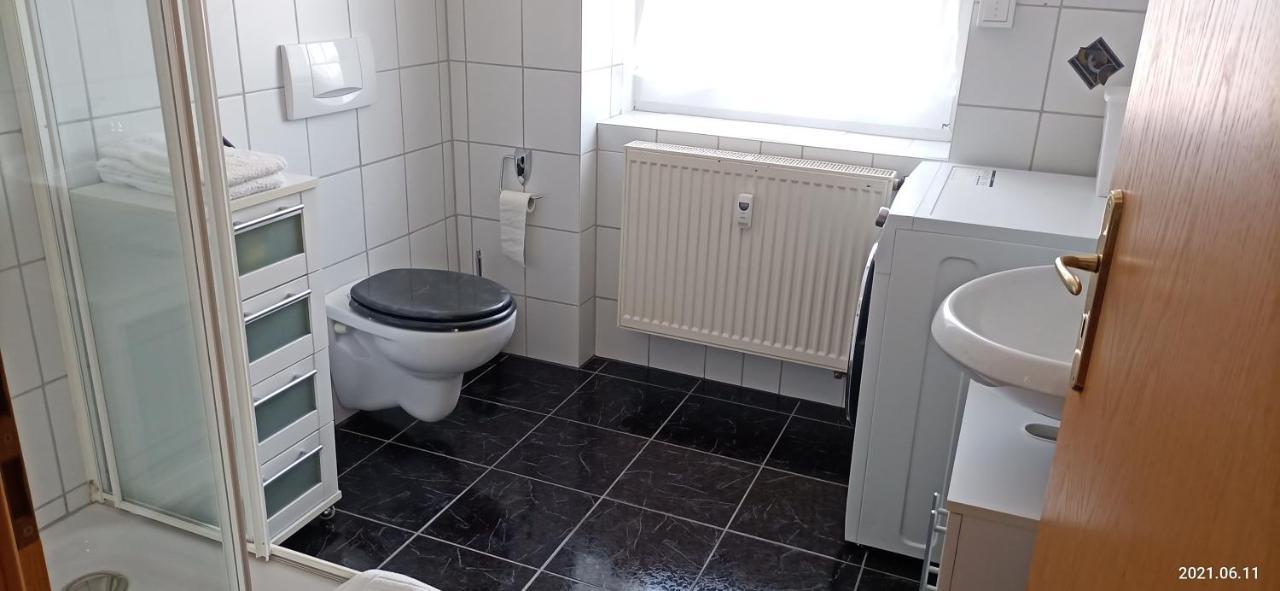 Apartment O1 - Gut Ausgestattete 3-Zimmer Wohnung 78Qm Fuer 1-3 Personen 1Xdz 1Xez Grafenwohr Luaran gambar